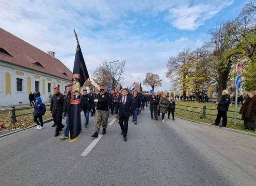 Dan-sjecanja-na-zrtve-Domovinskog-rata-i-Dan-sjecanja-na-zrtvu-Vukovara-i-Skabrnje-10