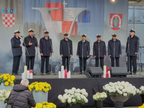 Dan-sjecanja-na-zrtve-Domovinskog-rata-i-Dan-sjecanja-na-zrtvu-Vukovara-i-Skabrnje-3