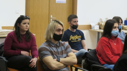 EDIC-Cakovec-okupio-srednjoskolce-na-konferenciji-mladih-o-sigurnosti-rada-na-Internetu-i-online-nastavi-6