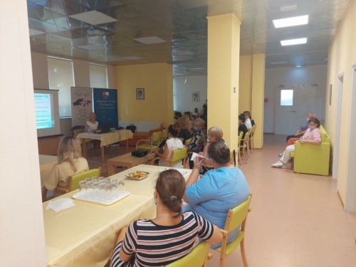 Edukacija-u-sklopu-projekta-Pruzi-ruku-1-1