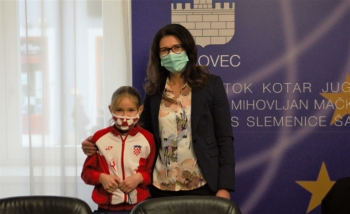 Prijem-Cakoveckih-mazoretkinja-kod-gradonacelnice-foto-17