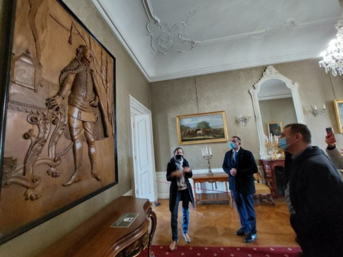 S-ciljem-sto-kvalitetnije-revitalizacije-dvorca-Festetic-u-Pribislavcu-Medimurska-zupanija-uspostavila-suradnju-s-madarskim-muzejem-Helikos-koji-godisnje-ostvari-250-000-posjeta-7