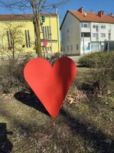 VALENTINOVO-1