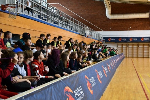 Zapoceo-rukometni-tunir-Pozoj-9